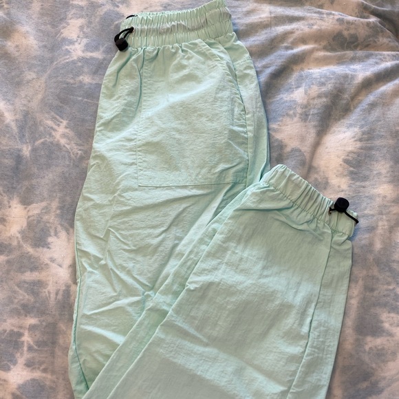 Fashion Nova joggers size Small 🥰💙 - Picture 1 of 4